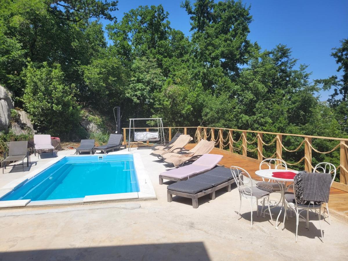 Apartments Chiara Mit Meerblick Und Pool Und Jacuzzi Ловран Екстер'єр фото